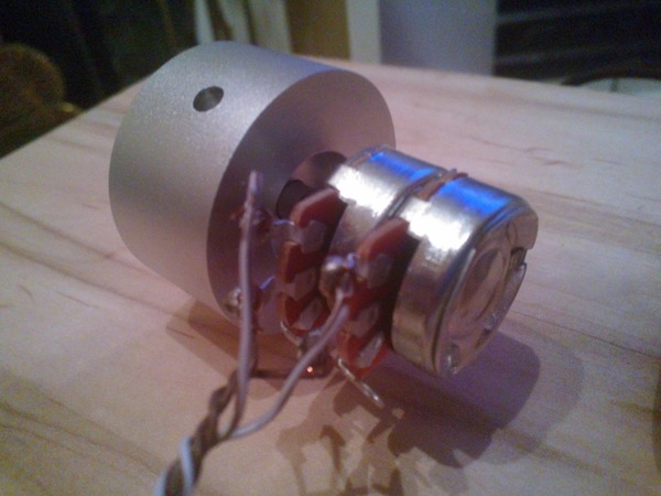 Experimenting with a DPDT potentiometer